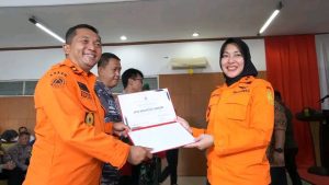 Basarnas Serahkan Penghargaan bagi Unsur SAR Gabungan Kabupaten Sukabumi 
